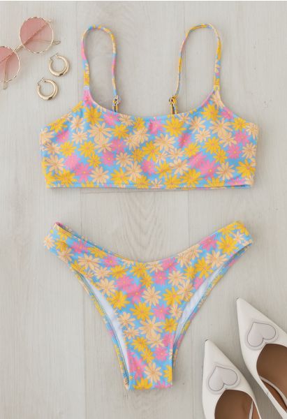 Conjunto de bikini estilo camisola con estampado de margaritas de verano