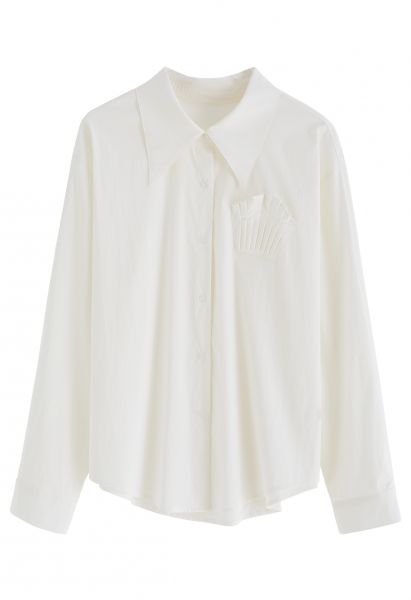 Camisa de algodón con parche plisado en crema