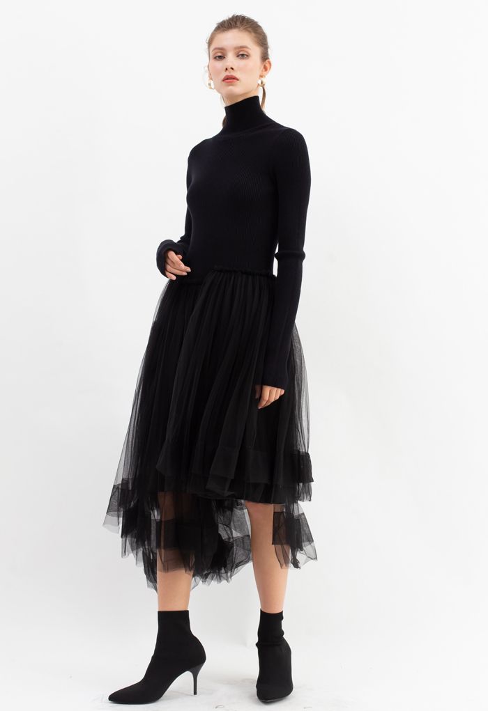 Vestido de malla en capas asimétricas con empalme de punto en negro