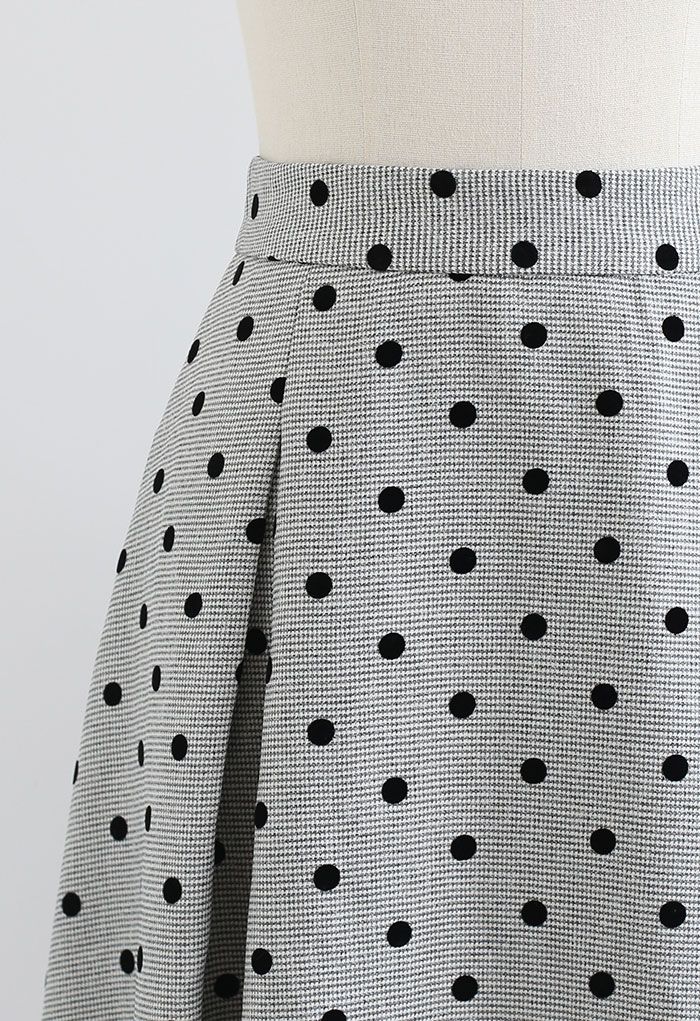 Falda midi de cintura alta con lunares en gris