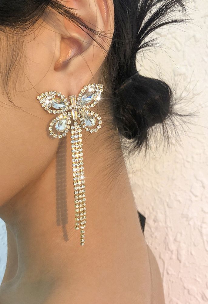 Aretes colgantes con borla de mariposa y diamantes completos