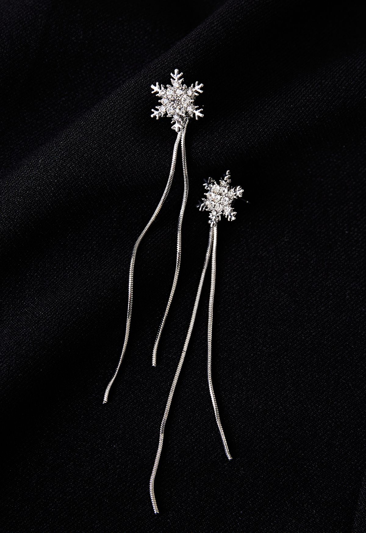 Aretes colgantes de copo de nieve con diamantes deslumbrantes