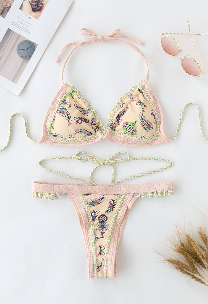 Conjunto de bikini boho con lazo en amarillo claro