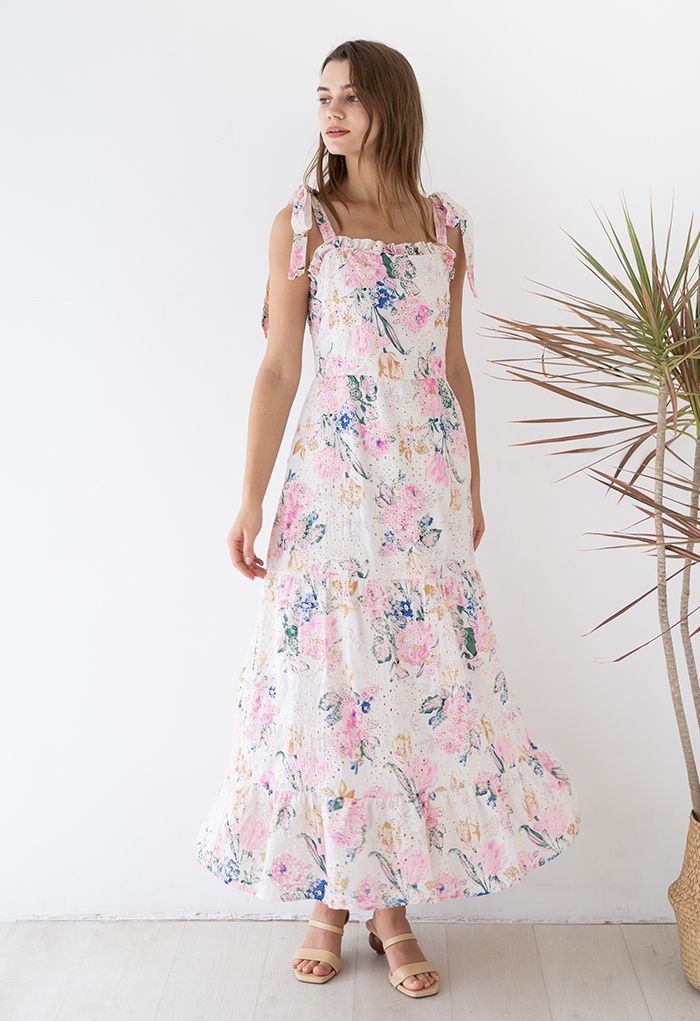 Vestido largo con tirantes y ojales bordados florales rosas