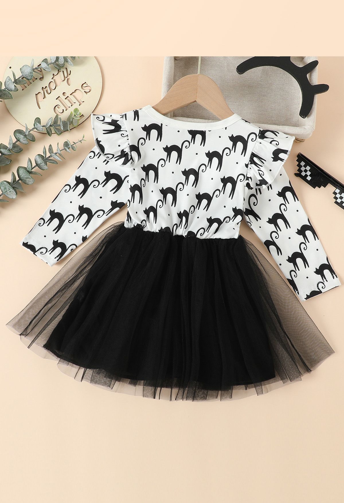 Vestido de tul de malla con volantes de búho negro para niños en blanco