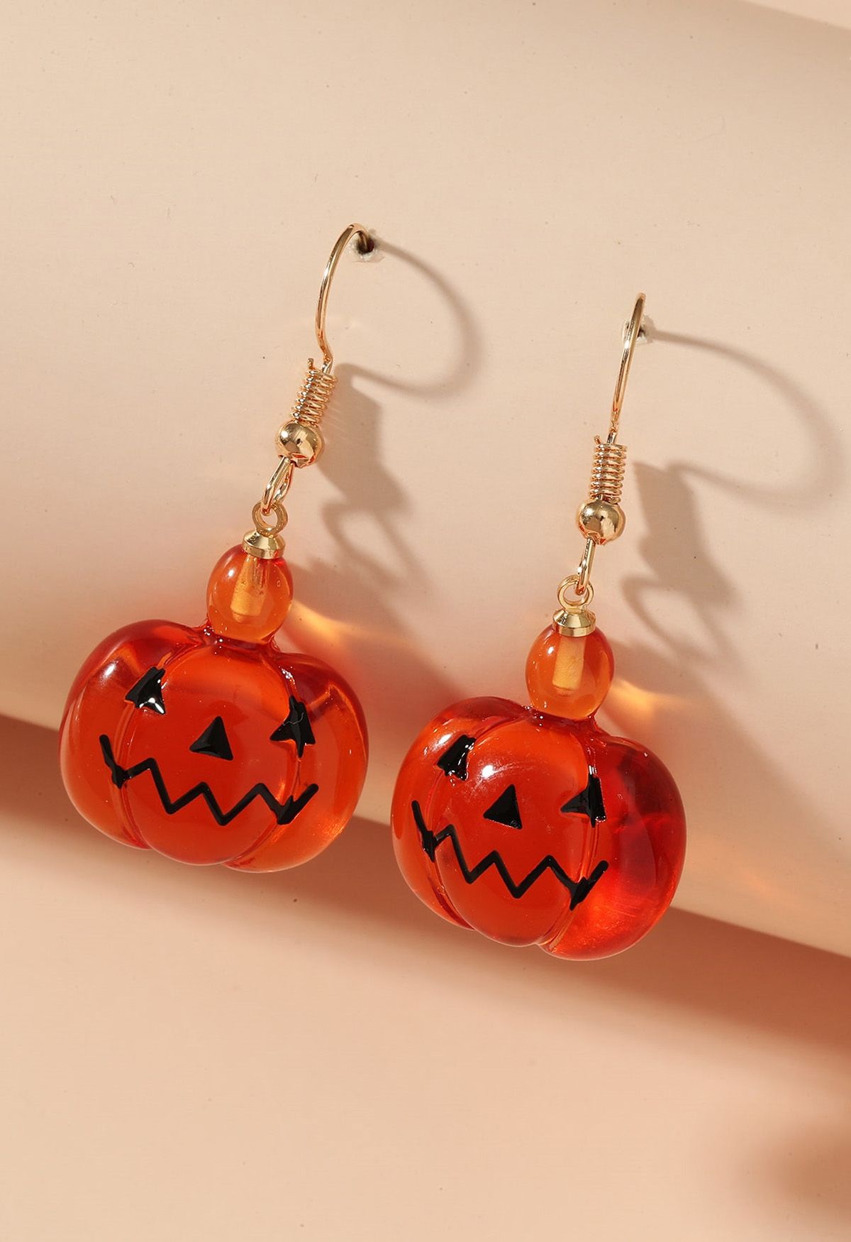 Pendientes colgantes de resina con calabaza de Halloween