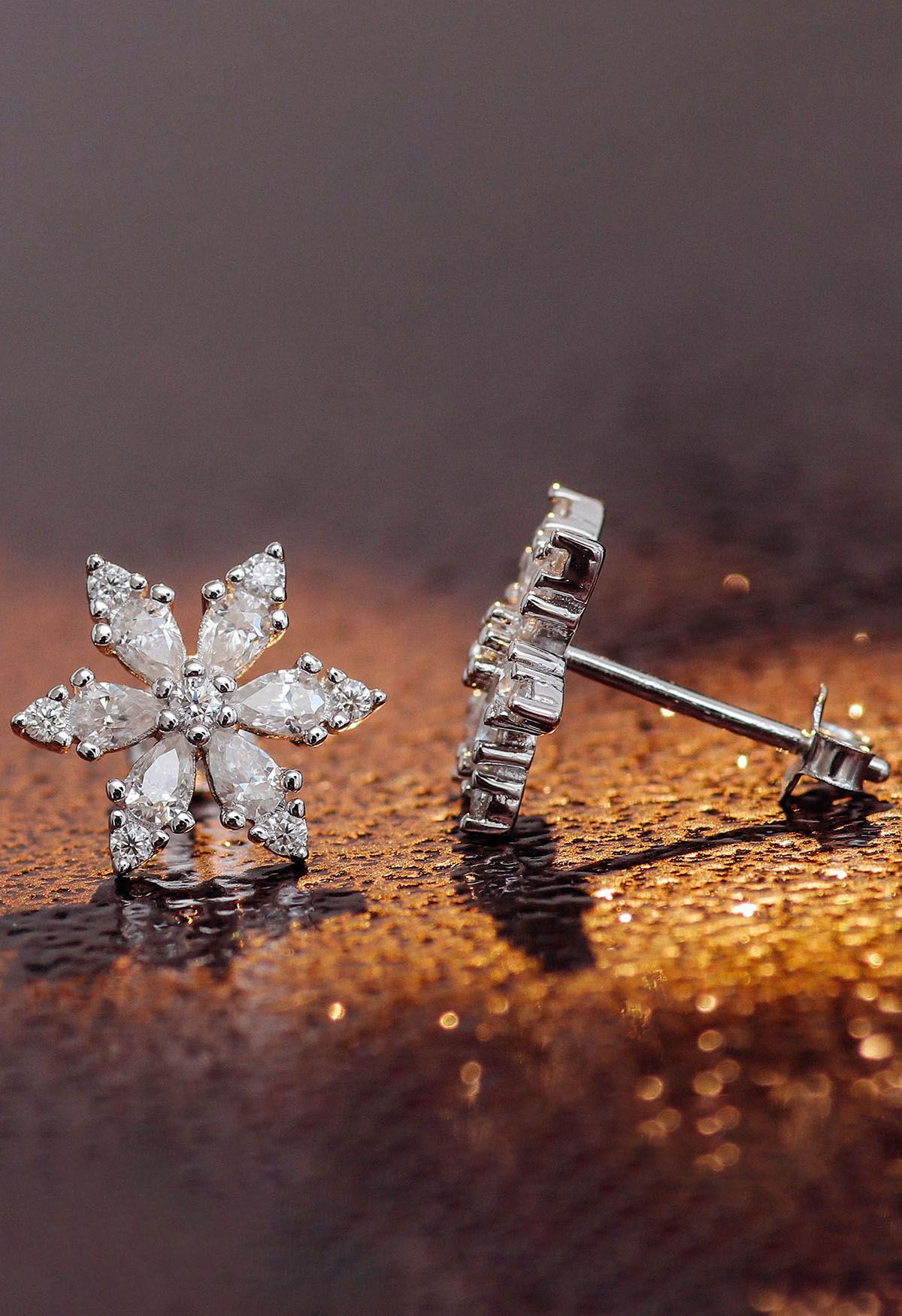 Aretes de diamantes Moissanite completos de copo de nieve