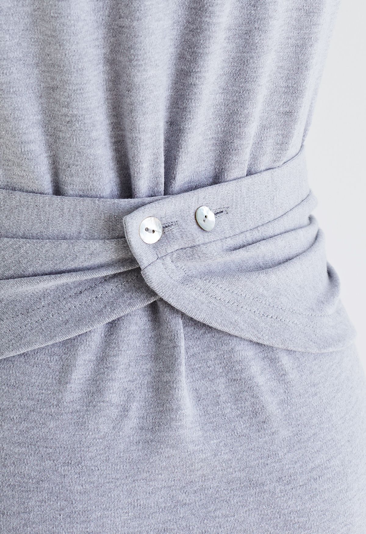 Top de algodón sin mangas con cintura entrecruzada en gris