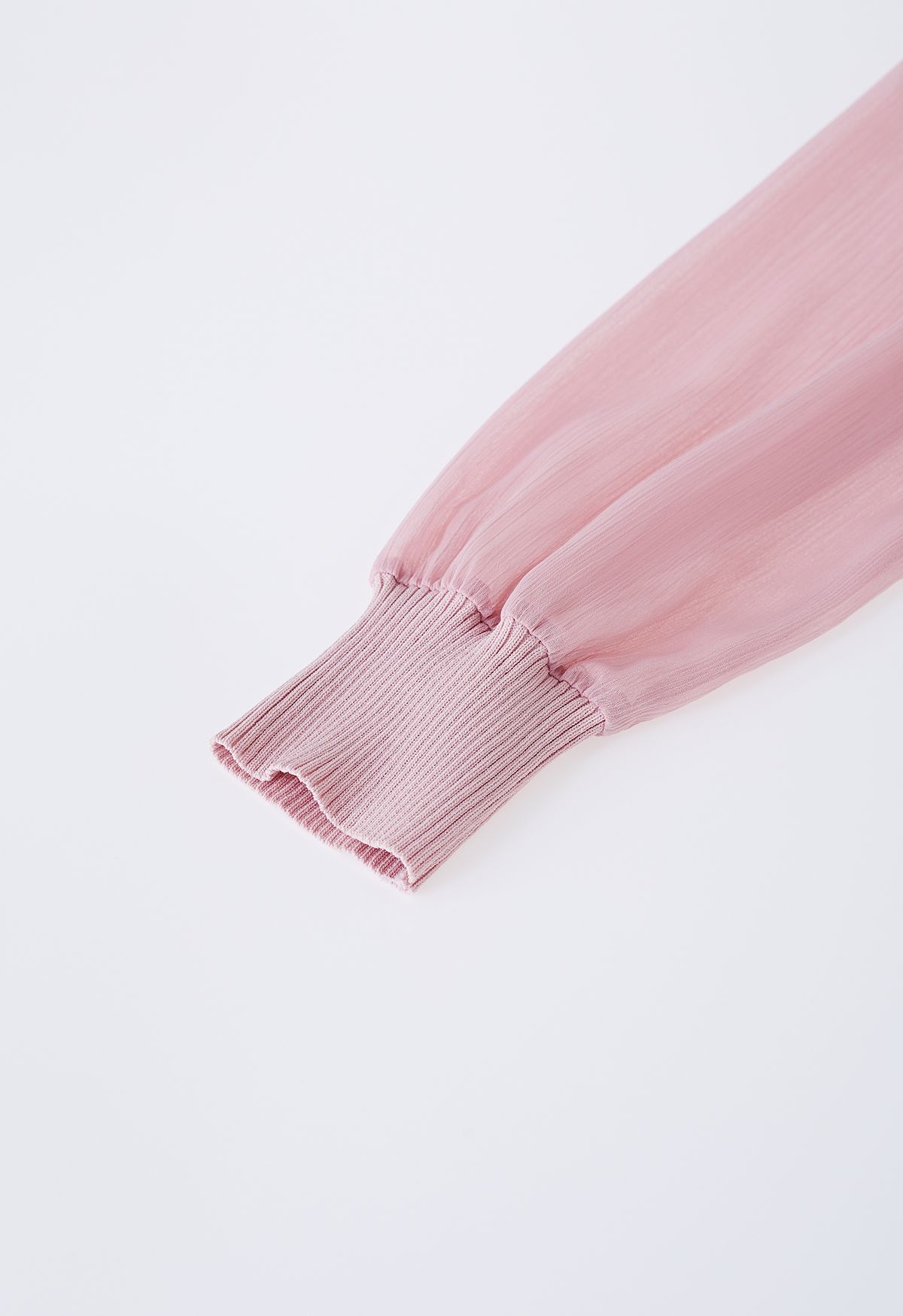 Vestido midi transparente con cuello halter empalmado de punto en rosa
