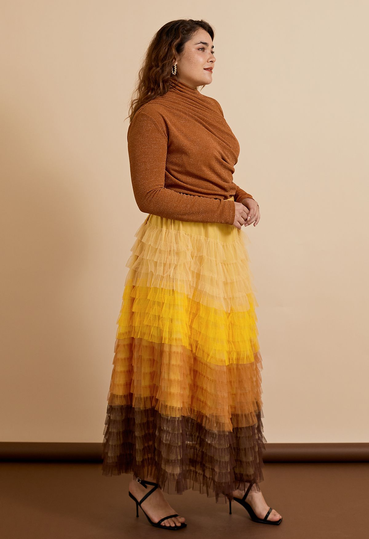 Falda larga de tul con capas degradadas de Swan Cloud en amarillo
