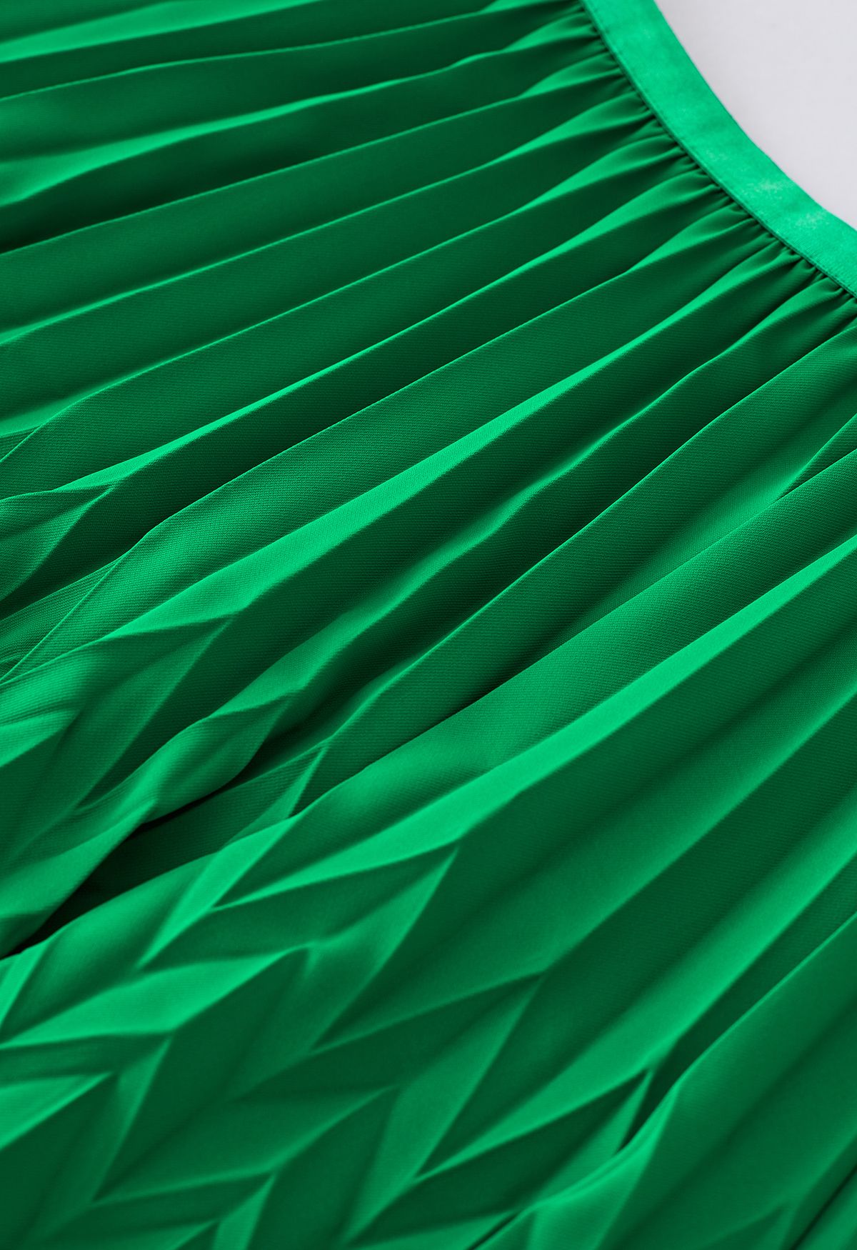 Falda midi plisada con relieve en zigzag en verde