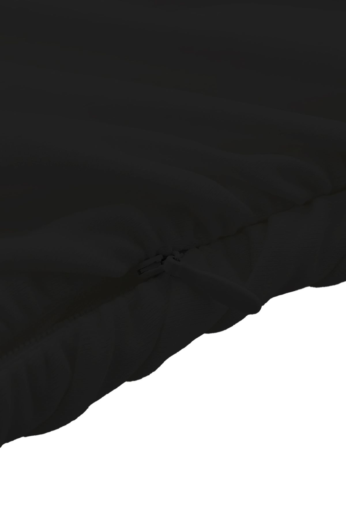 Top sin mangas con cuello cuadrado y cintura fruncida en negro