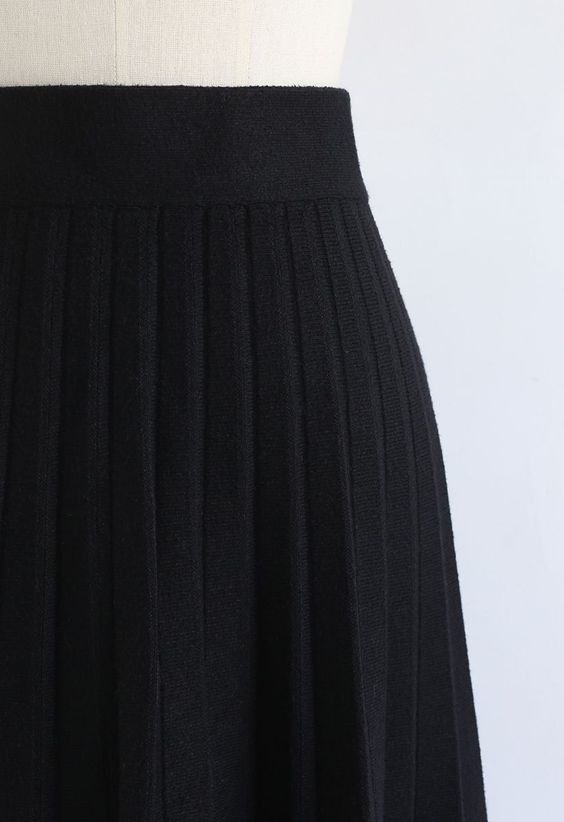 Falda midi de punto de línea A paralela en negro