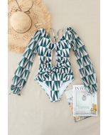 Bañador Halter con Abertura y Manga de Malla en Triángulo Verde