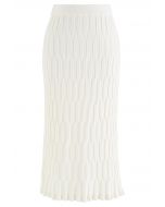 Falda lápiz de punto con textura en relieve en color crema