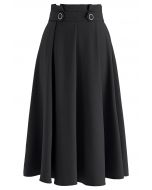 Falda midi plisada con cintura abotonada en negro