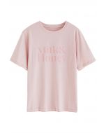 Camiseta de cuello redondo con letras de terciopelo en rosa